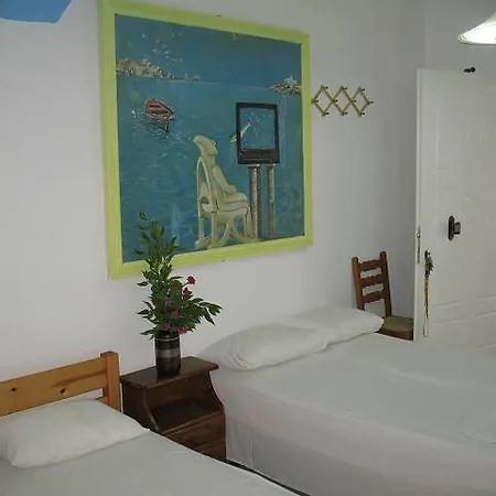 Vesuvio Kampos Chora (Ios)