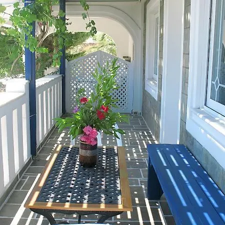 Vesuvio Kampos Chora (Ios)